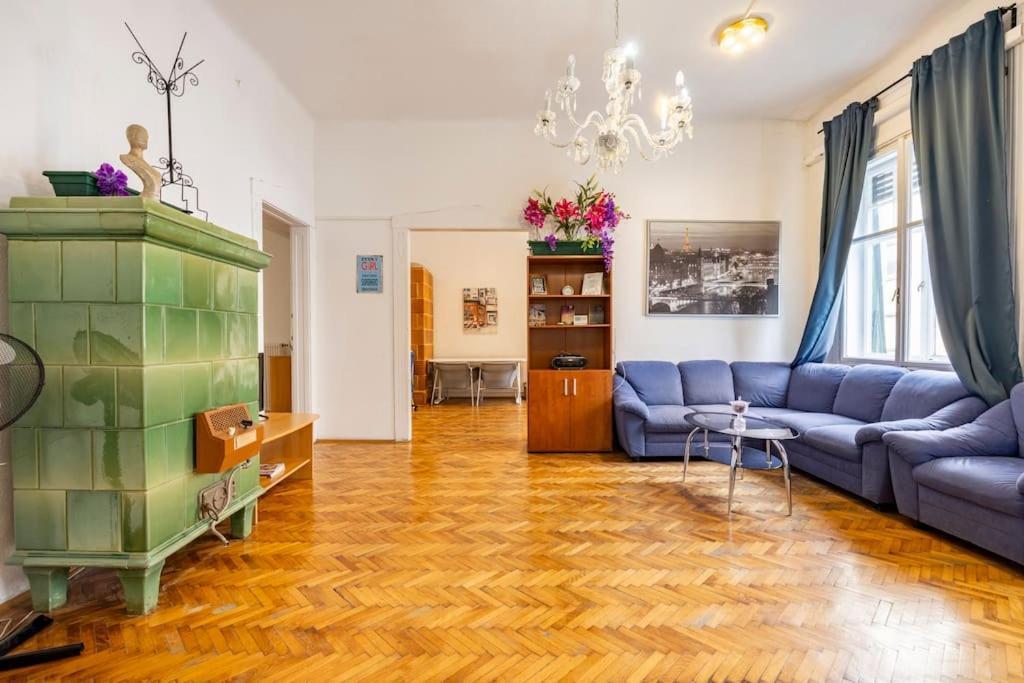 prince Kinizsi apartment Budapest Extérieur photo