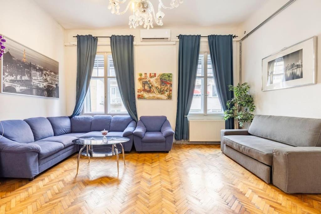 prince Kinizsi apartment Budapest Extérieur photo